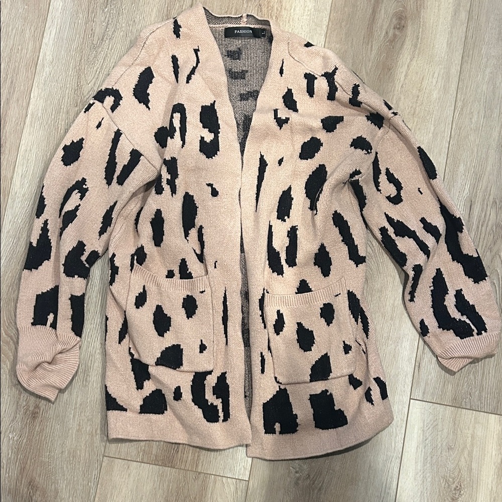 Cheetah print Cardigan size L